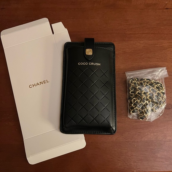Chanel Black Coco Crush Phone Case with Gold Chain - Picture 1 of 2